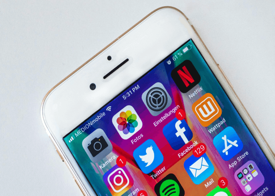 21 Must Have Smartphone Social Media Marketing Apps
